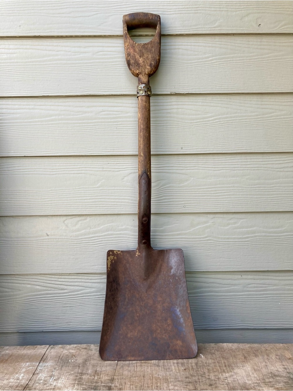 Primitive Rusty Shovel with Wood Handle Vintage Garden Tool